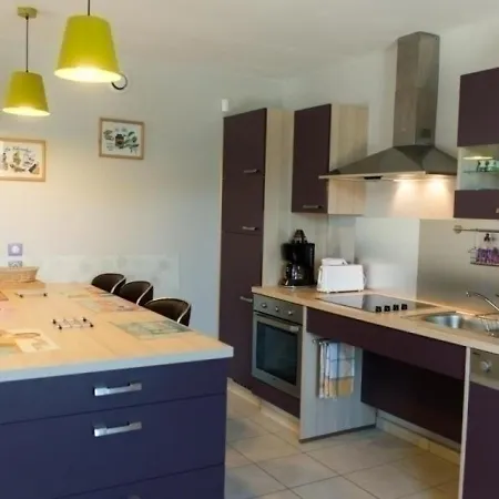 House Mon Vieux Logis 1 *